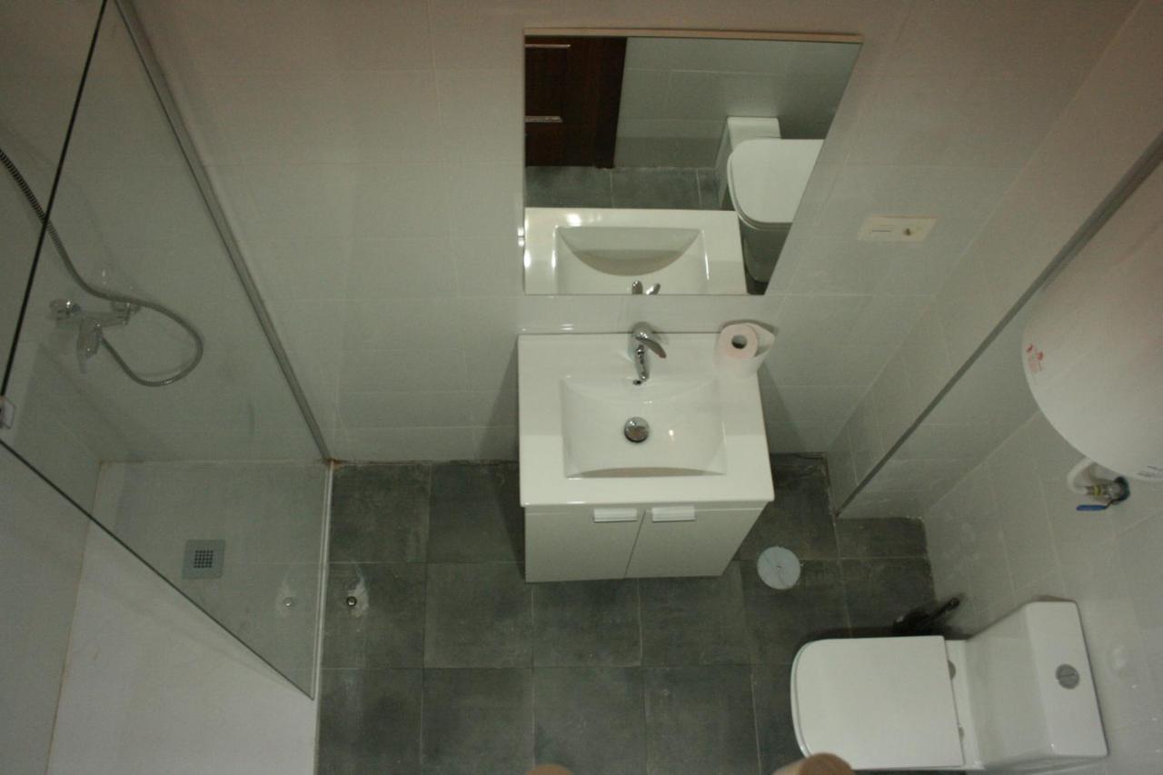 Golondrinas De Malaga "Apartamentos Con Mucho Arte" Y Terraza Solarium En Coliving Exterior foto