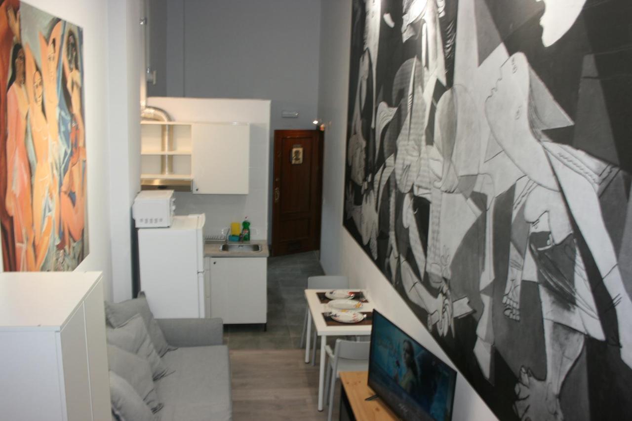 Golondrinas De Malaga "Apartamentos Con Mucho Arte" Y Terraza Solarium En Coliving Exterior foto