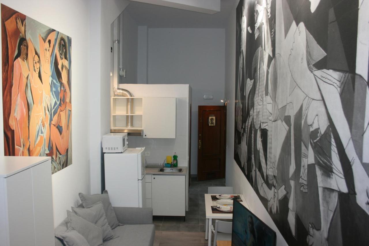 Golondrinas De Malaga "Apartamentos Con Mucho Arte" Y Terraza Solarium En Coliving Exterior foto