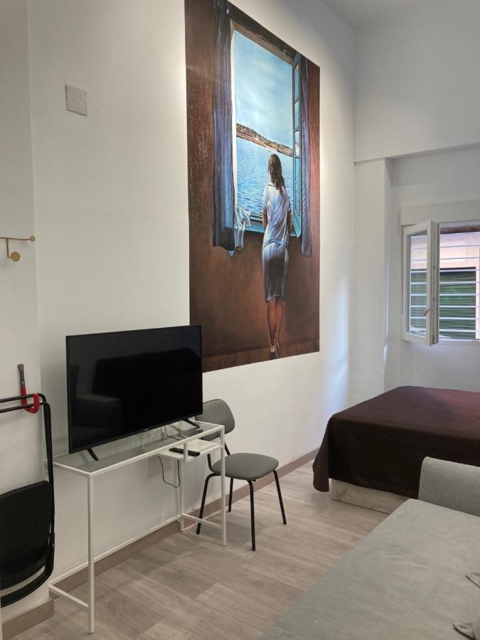 Golondrinas De Malaga "Apartamentos Con Mucho Arte" Y Terraza Solarium En Coliving Exterior foto